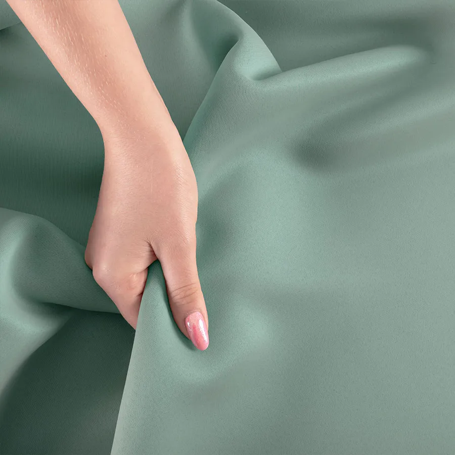 Zasłona gotowa typu blackout na przelotkach TD0015