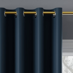 Zasłona gotowa typu blackout na przelotkach TD0015