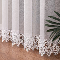 Firanka z aplikacją ze wzorem pasowym na markizecie 009314 Firanka z aplikacją ze wzorem pasowym na markizecie 009314