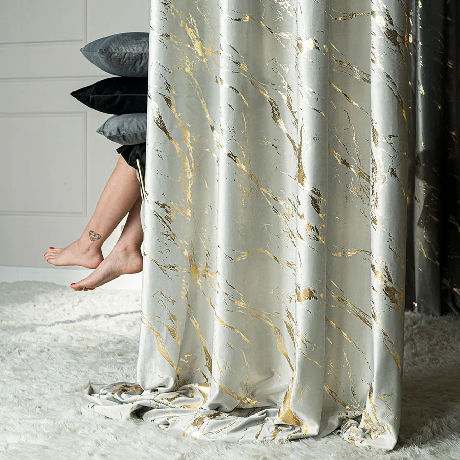 Tkanina dekoracyjna ze złotym nadrukiem MARMA VELVI