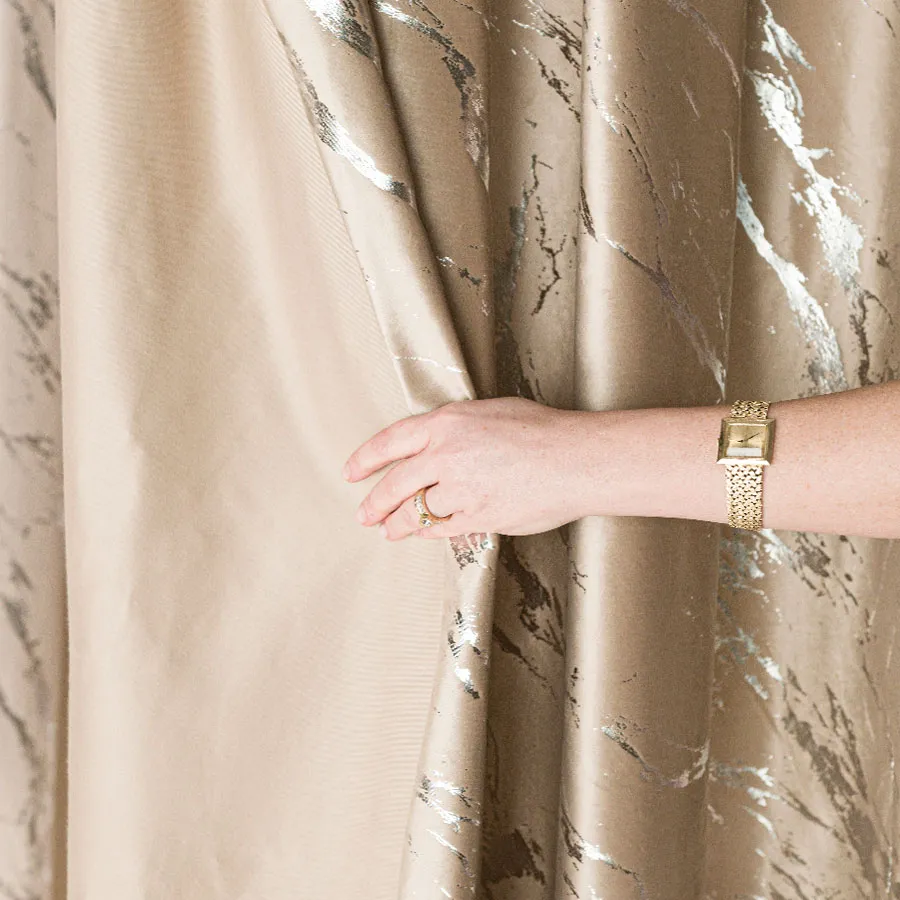 Tkanina dekoracyjna ze srebrnym nadrukiem MARMA VELVI