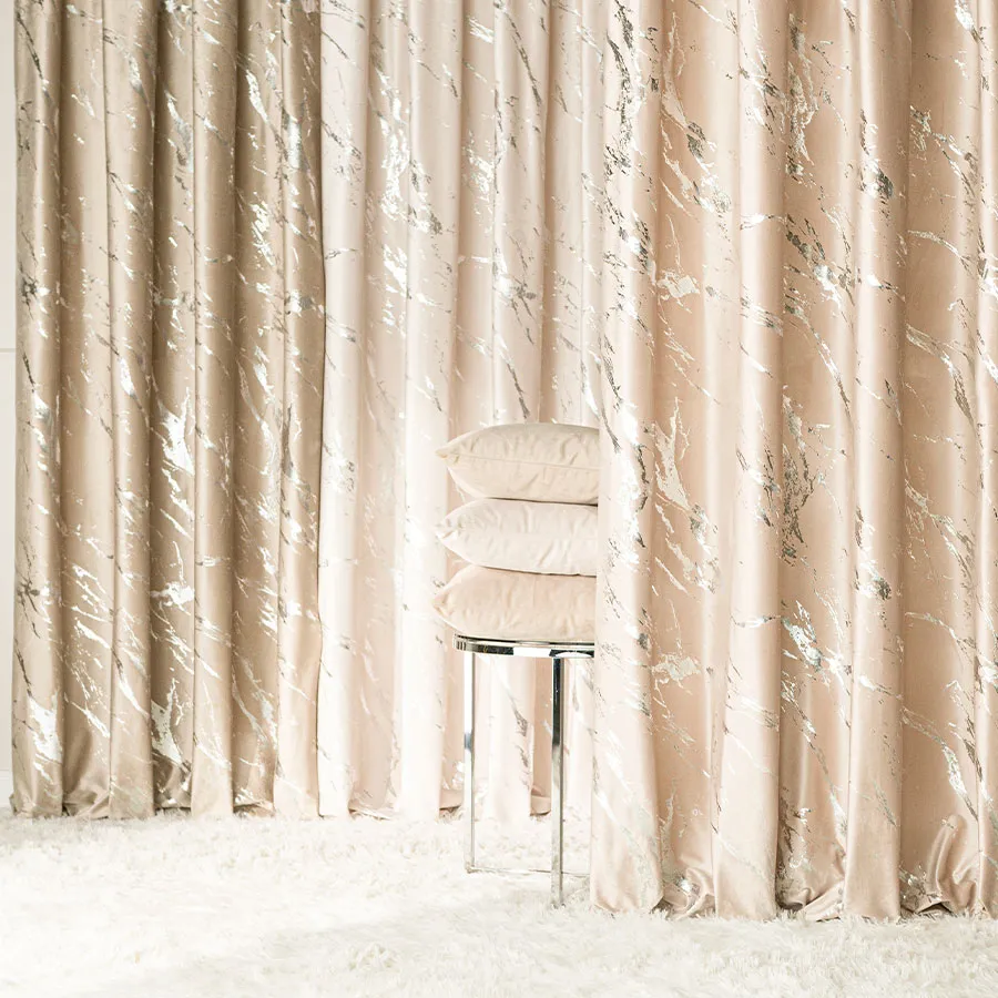 Tkanina dekoracyjna ze srebrnym nadrukiem MARMA VELVI