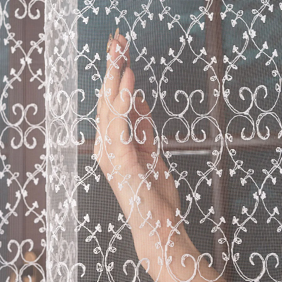 Firanka haftowana 109054