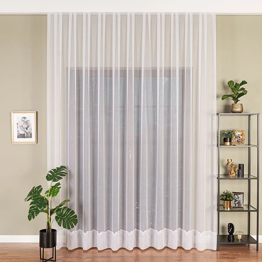 Firanka haftowana ze wzorem na samym dole 009505