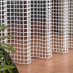 Firanka z aplikacją na markizecie ze wzorem pasowym 081773 Firanka z aplikacją na markizecie ze wzorem pasowym 081773