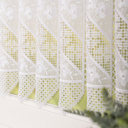 Zazdrostka panelowa haftowana na batyście 096204