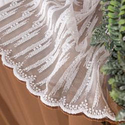 Firanka haftowana ze wzorem pasowym 127304