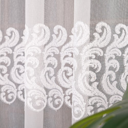 Firanka haftowana na markizecie ze wzorem pasowym 009366 Firanka haftowana na markizecie ze wzorem pasowym 009366