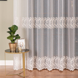 Firanka haftowana na markizecie ze wzorem pasowym 009366 Firanka haftowana na markizecie ze wzorem pasowym 009366
