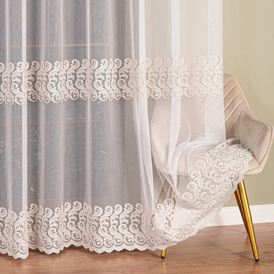 Firanka haftowana na markizecie ze wzorem pasowym 009366