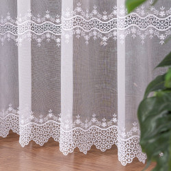 Firanka z aplikacją ze wzorem pasowym na markizecie 112964