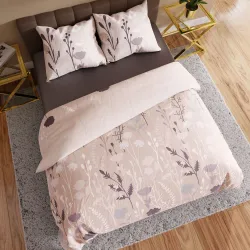 Komplet pościeli CLEO 160x200 cm z delikatnym kwiatowym wzorem. Komplet pościeli CLEO 160x200 cm z delikatnym kwiatowym wzorem.