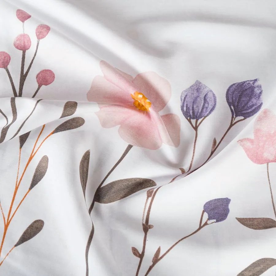 Pościel FABLE w sypialni inspirowanej naturą i spokojnymi barwami.