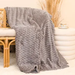 MIKOS koc dekoracyjny, rozmiar 200x220cm, kolor 003 jasny ciepły brąz MIKOS0