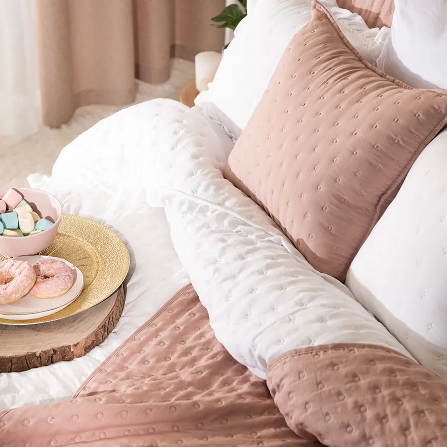 WERONA Narzuta dekoracyjna z falbaną, 170x210cm, kolor 011 biały WERONA