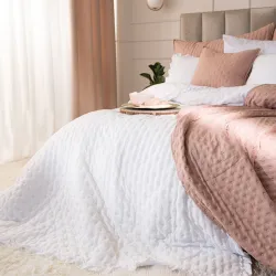 WERONA Narzuta dekoracyjna z falbaną, 220x240cm, kolor 011 biały WERONA