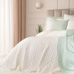 WERONA Narzuta dekoracyjna z falbaną, 200x220cm, kolor 608 ecru WERONA