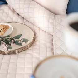 JODEŁKA Narzuta dekoracyjna, rozmiar 170x210cm, kolor 003 jasny beżowy 724330