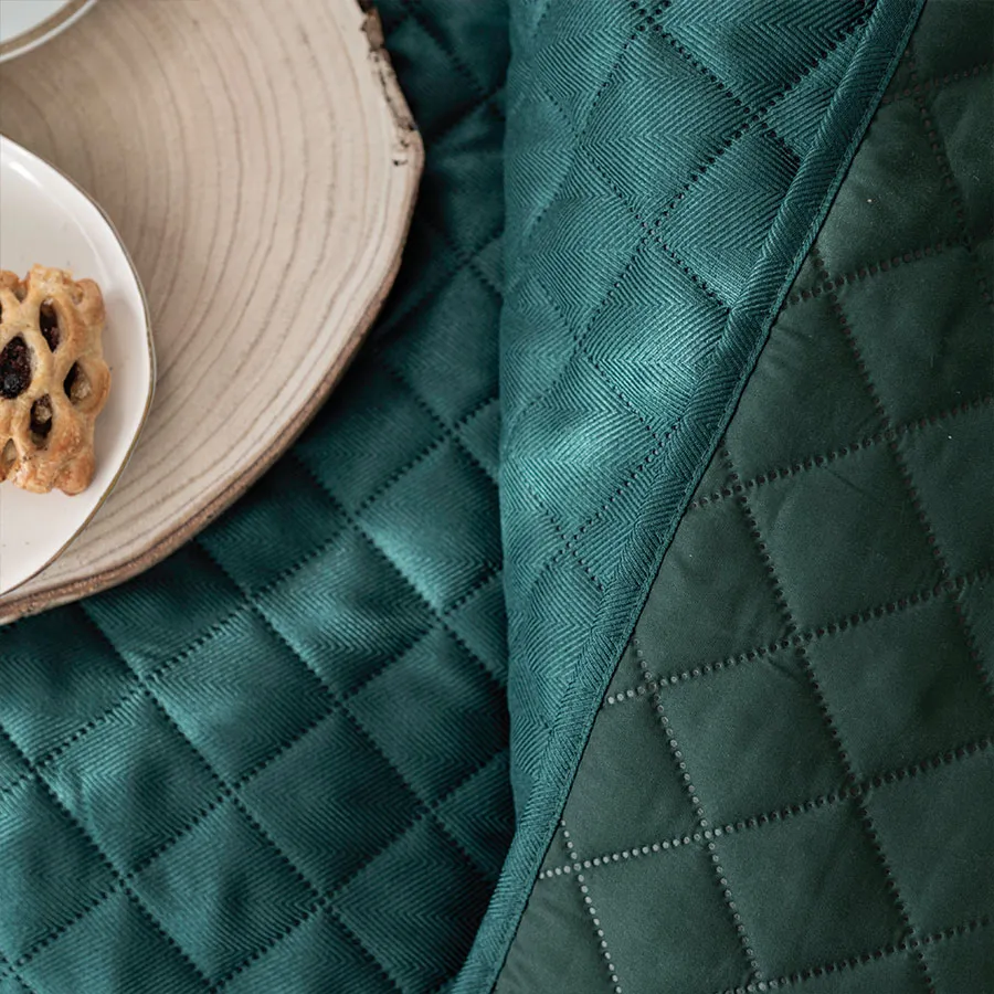 JODEŁKA Narzuta dekoracyjna, rozmiar 220x240cm, kolor 012 butelkowa zieleń 724330