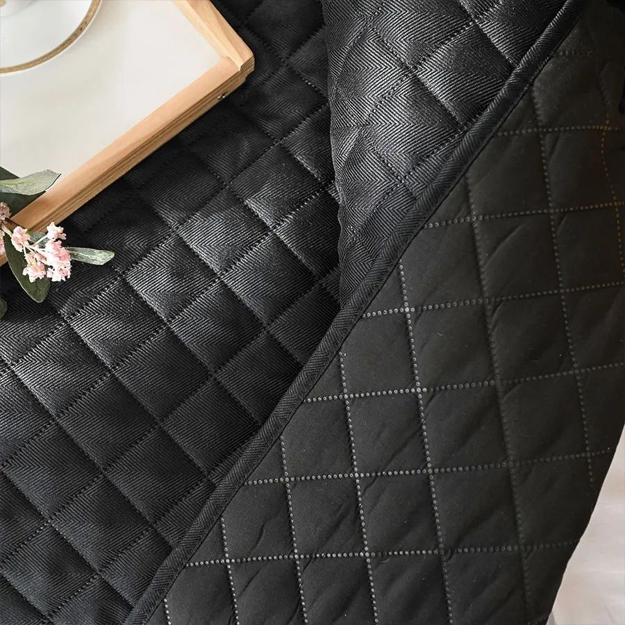 JODEŁKA Narzuta dekoracyjna, rozmiar 220x240cm, kolor 111 czarny 724330