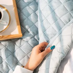 MOLLY Narzuta dekoracyjna, rozmiar 220x240cm, kolor 005 jasny niebieski 651350