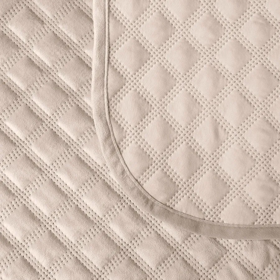 VELVI Narzuta dekoracyjna, rozmiar 220x240cm, kolor 015 ciemny kremowy VELVI0