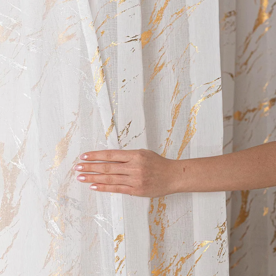 MARMA Firana gotowa na taśmie z ołowianką, szerokość 140cm x wysokość 250cm, kolor 001 biały ze złotym zdobieniem 13210