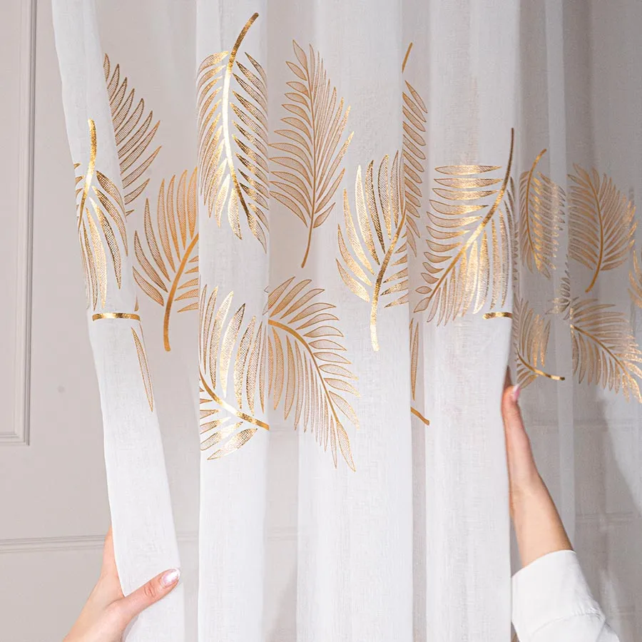 MARIETTA Firana gotowa na przelotkach z ołowianką, szerokość 140cm x wysokość 250cm, kolor 004 biały ze złotym zdobienie