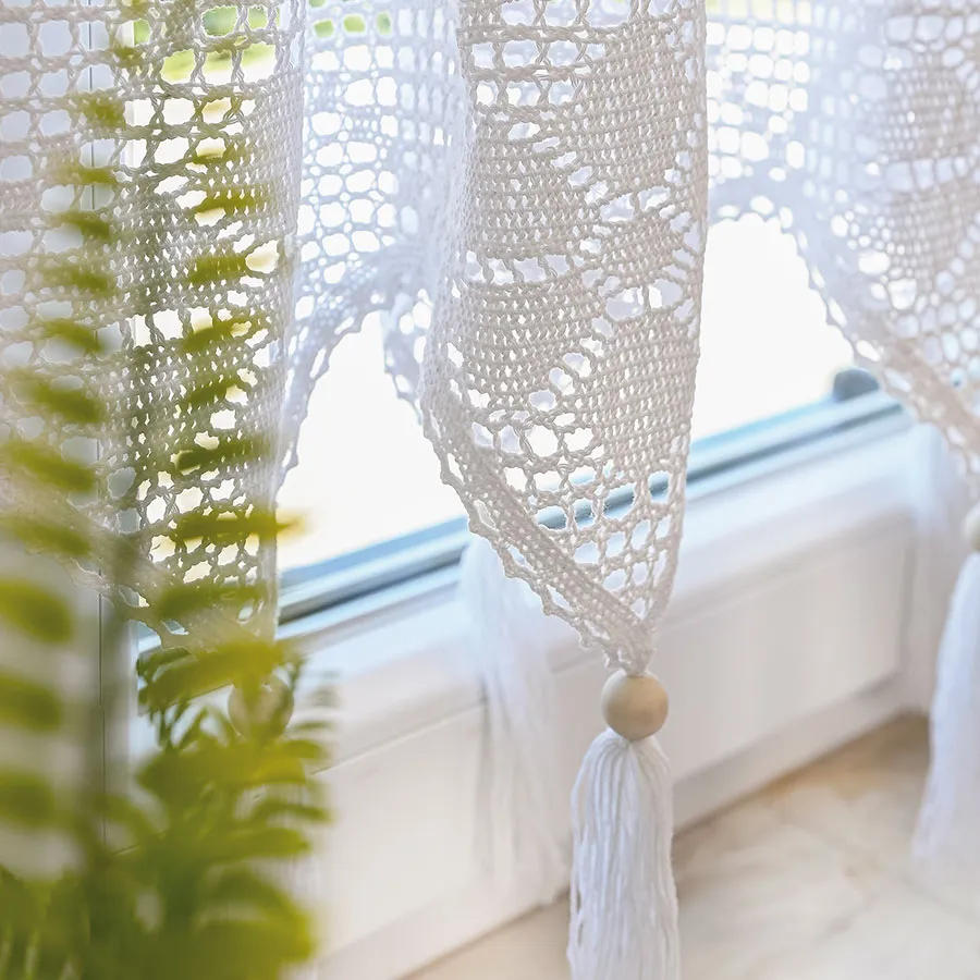 RACHELA Zazdrostka gotowa z ażurem, szerokość 150 x wysokość 90cm, kolor 001 biały 912432