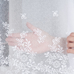 KAROLINA Firanka żakardowa gotowa, szerokość 250 x wysokość 120cm, kolor 001 biały 054160 KAROLINA Firanka żakardowa gotowa, szerokość 250 x wysokość 120cm, kolor 001 biały 054160