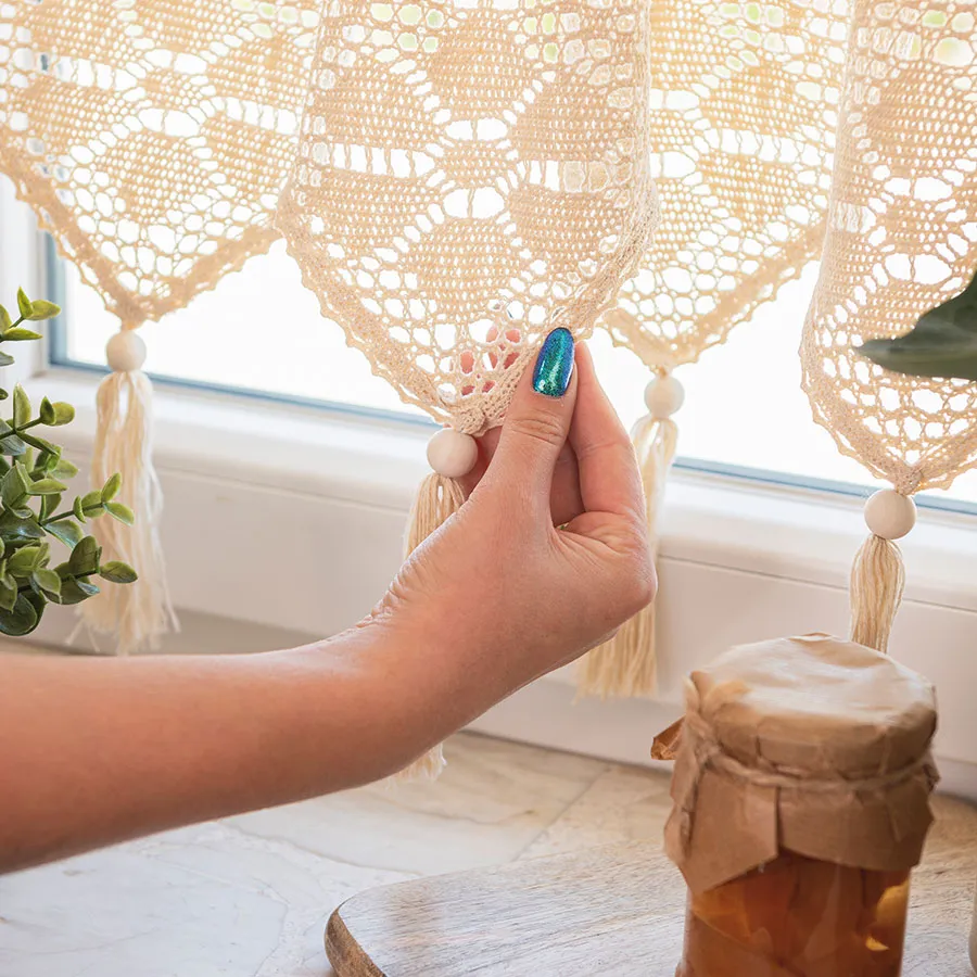 RACHELA Zazdrostka gotowa z ażurem, szerokość 200 x wysokość 45cm, kolor 012 kremowy 912432