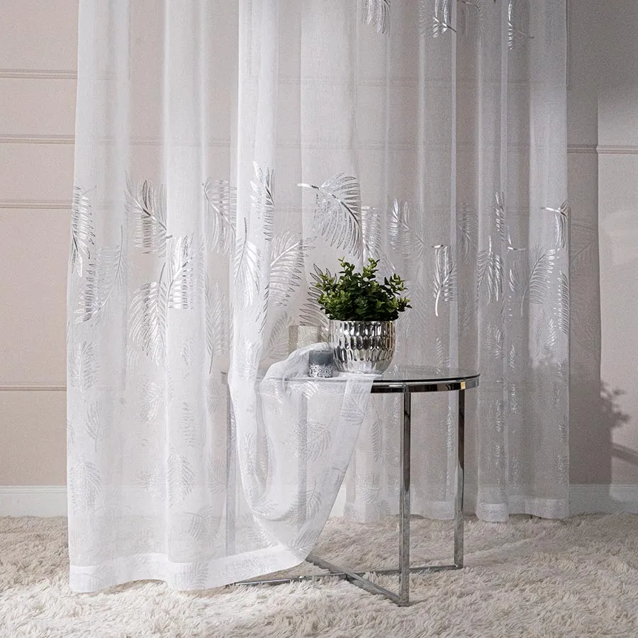 MARIETTA Firana gotowa na taśmie z ołowianką, szerokość 140cm x wysokość 250cm, kolor 001 biały ze srebrnym zdobieniem 0