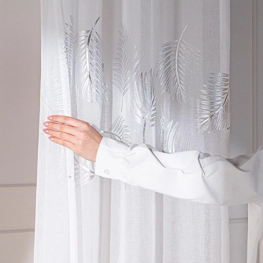 MARIETTA Firana gotowa na taśmie z ołowianką, szerokość 140cm x wysokość 250cm, kolor 001 biały ze srebrnym zdobieniem 0