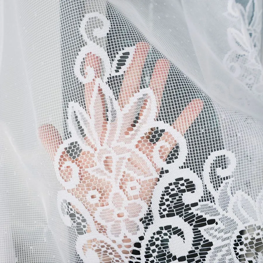 BERENIKA Firanka żakardowa gotowa, szerokość 300 x wysokość 140cm, kolor 001 biały 004304