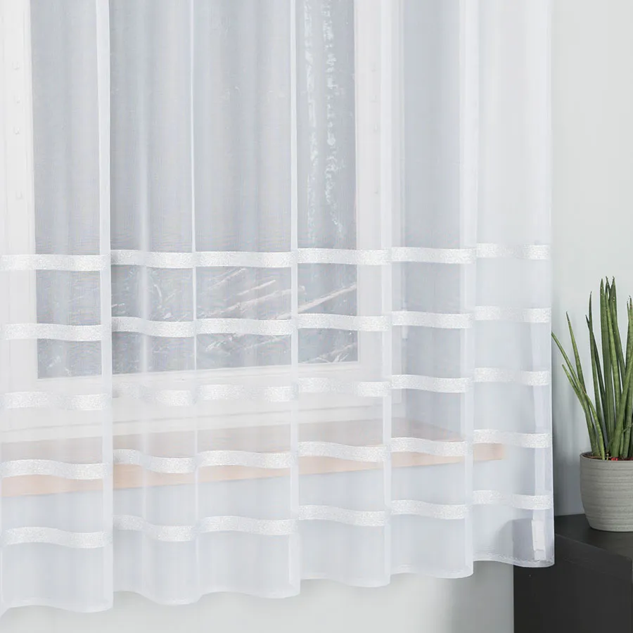 HALINA Firanka żakardowa gotowa, szerokość 300 x wysokość 180cm, kolor 001 biały ze srebrnym lurexem 000383