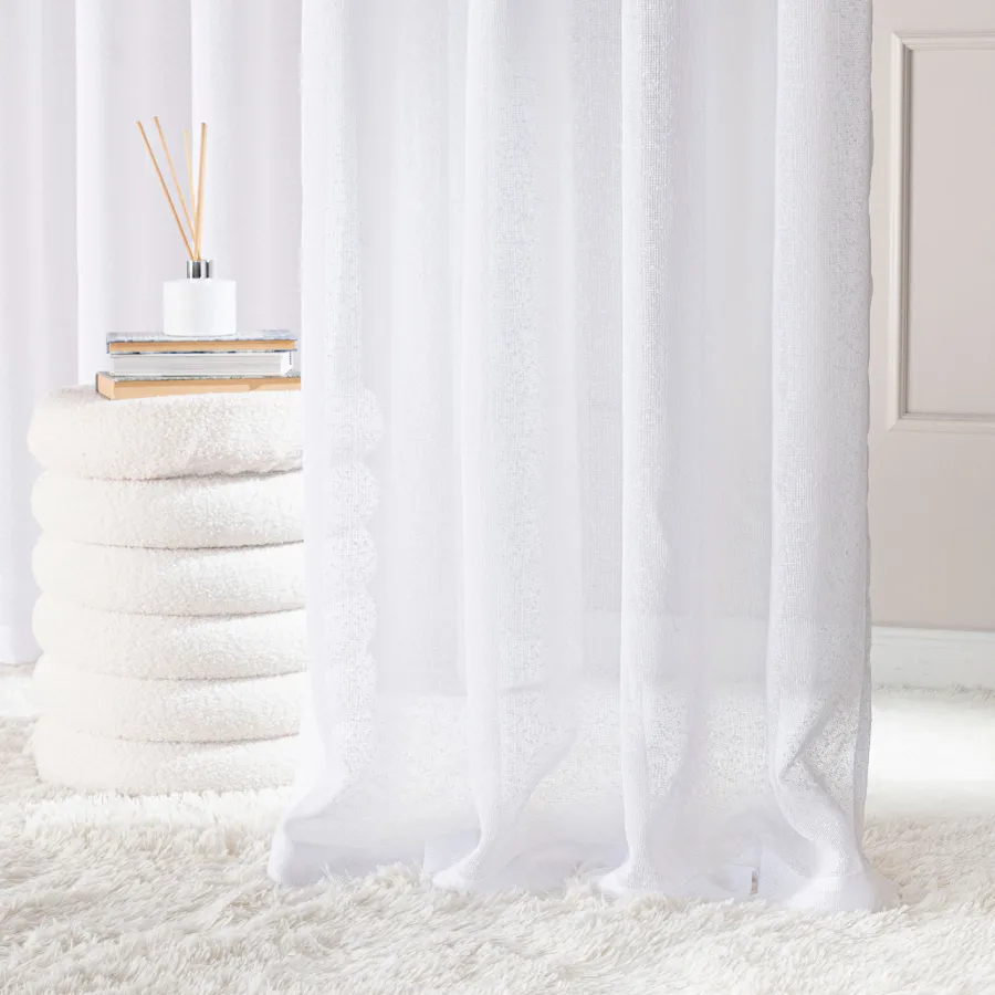 Firana gotowa na przelotkach, szerokość 140cm x wysokość 250cm, kolor 001 biały 424121