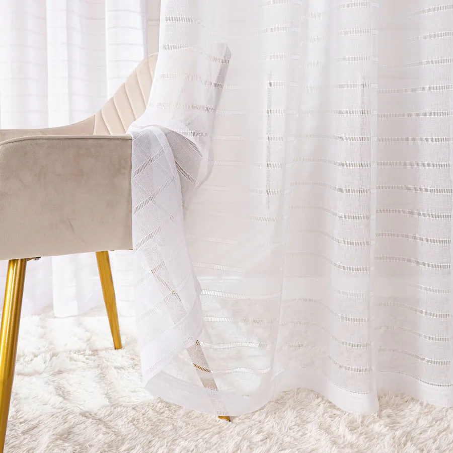 Firana gotowa na przelotkach, szerokość 140cm x wysokość 250cm, kolor 001 biały 424088