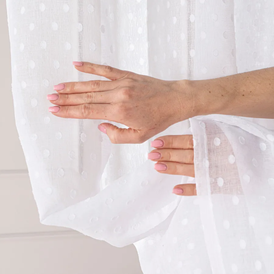 Firana gotowa na taśmie, szerokość 140cm x wysokość 250cm, kolor 001 biały 424091