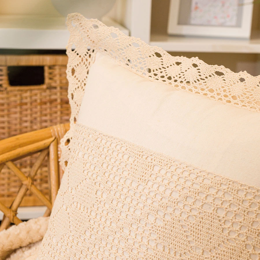 RACHELA Poszewka z ażurem, szerokość 40 x wysokość 40cm, kolor 012 kremowy 912432