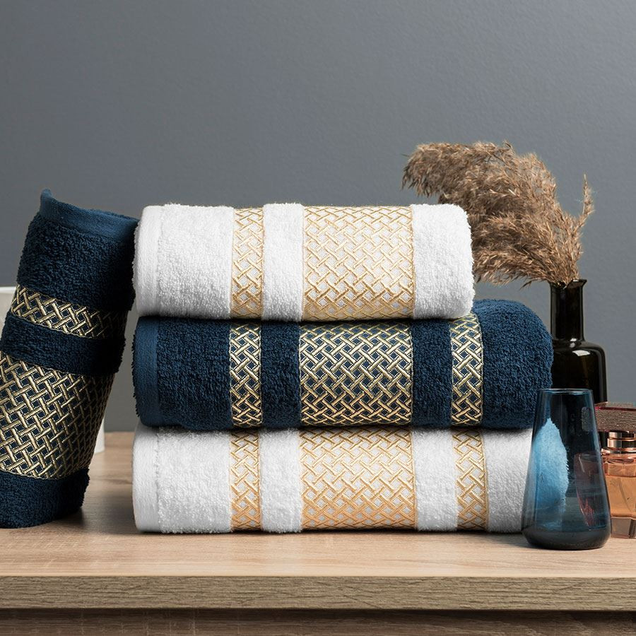 LIONEL Ręcznik, 50x90cm, kolor 302 biały ze złotą bordiurą LIONEL