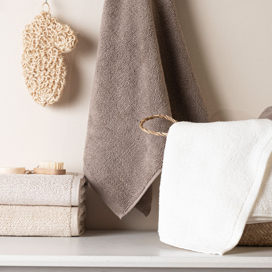 LEON Ręcznik, 50x90cm, kolor 012 ciepły brąz R00006