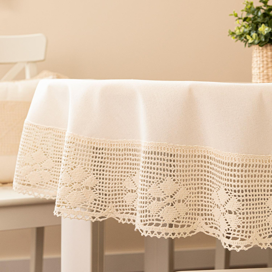 RACHELA Obrus z ażurem,fi 130cm, kolor 012 jasny kremowy 912432
