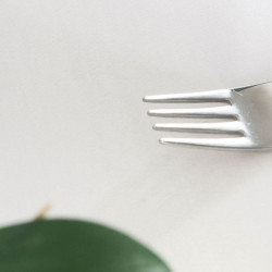 LARA Obrus wodoodporny, 130x160cm, kolor 001 biały 004770