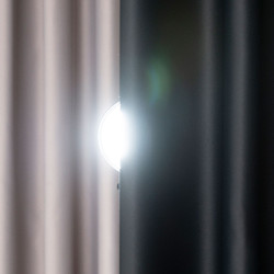 DONA Zasłona gotowa typu blackout na przelotkach, szerokość 140cm x wysokość 250cm, kolor 846 czarny TD0015