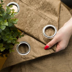 ELEONORA · Zasłona gotowa na przelotkach · 140x250 cm · kolor brązowy ze złotym