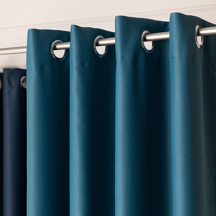 DONA Zasłona gotowa typu blackout na przelotkach, szerokość 140cm x wysokość 250cm, kolor 228 petrol TD0015