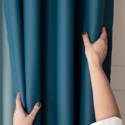 DONA Zasłona gotowa typu blackout na przelotkach, szerokość 140cm x wysokość 250cm, kolor 228 petrol TD0015