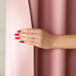 DONA Zasłona gotowa typu blackout na przelotkach, szerokość 140cm x wysokość 250cm, kolor 794 pastelowy różowy TD0015