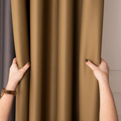 DONA Zasłona gotowa typu blackout na przelotkach, szerokość 140cm x wysokość 250cm, kolor 834 khaki TD0015