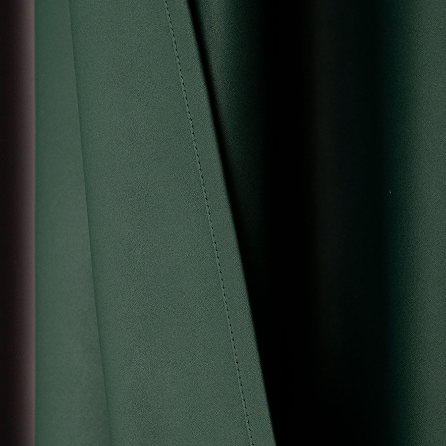 DONA Zasłona gotowa typu blackout na przelotkach, szerokość 140cm x wysokość 250cm, kolor 223 zielony butelkowy TD0015